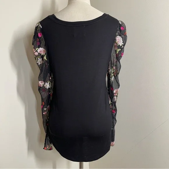 Willow Young Contemporary Black Mesh EmbroideredSleeves Jersey Long Sleeve Top-M - Picture 2 of 11